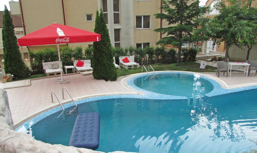 Hotel Brilliance Varna ภายนอก รูปภาพ