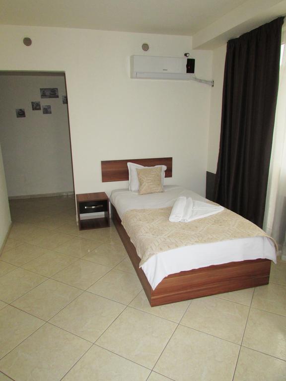 Hotel Brilliance Varna ภายนอก รูปภาพ